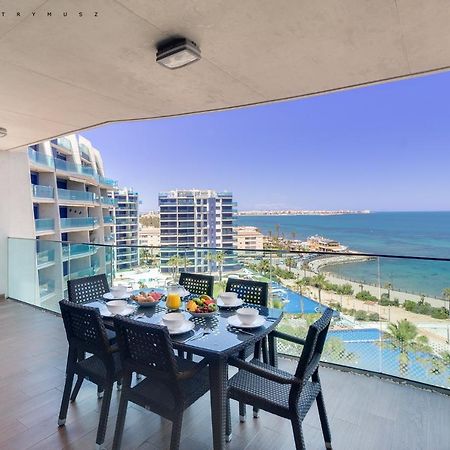 Apartamento Sea Senses Victoria Frente Al Mar Torrevieja Dış mekan fotoğraf