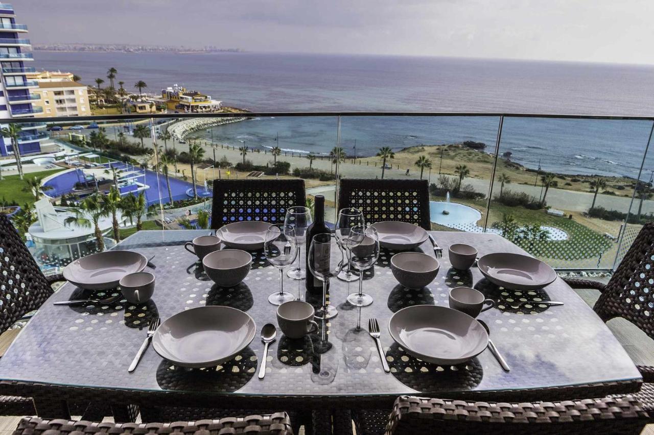 Apartamento Sea Senses Victoria Frente Al Mar Torrevieja Dış mekan fotoğraf