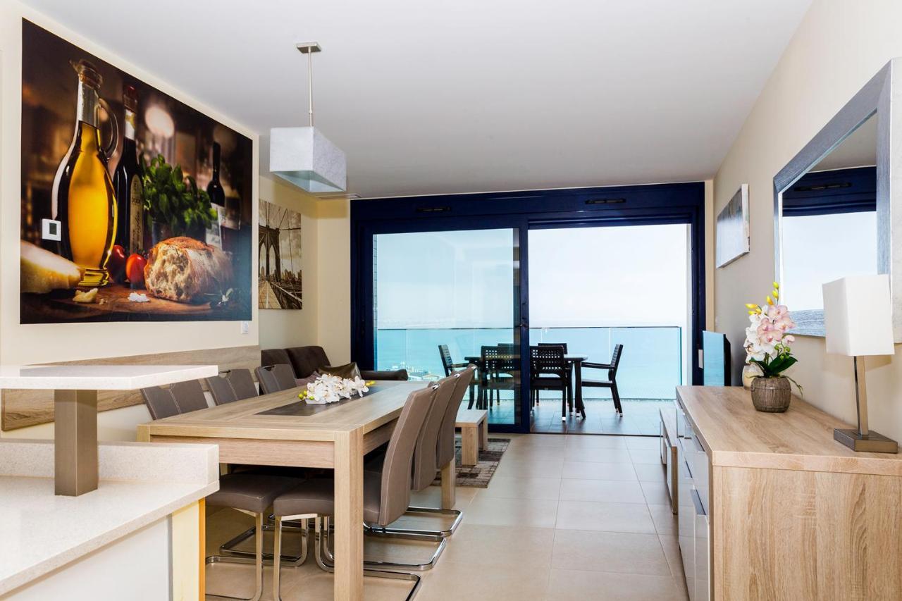 Apartamento Sea Senses Victoria Frente Al Mar Torrevieja Dış mekan fotoğraf