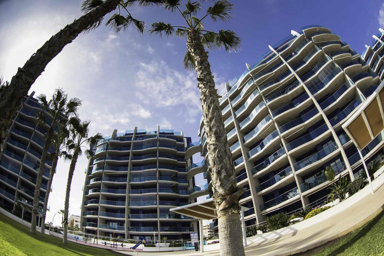 Apartamento Sea Senses Victoria Frente Al Mar Torrevieja Dış mekan fotoğraf